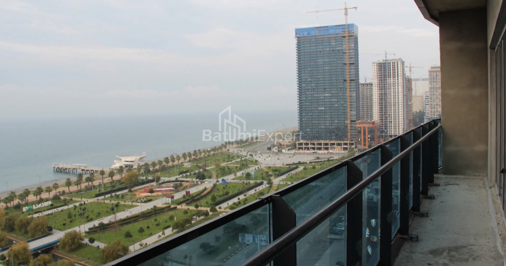 آپارتمان 75.86 متر مربع - لخ و ماریا کاچینسکی, Batumi, گرجستان