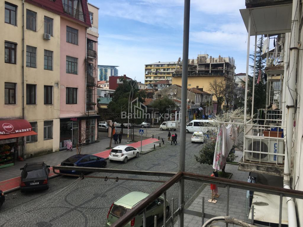 آپارتمان 40 متر مربع - 26 اردیبهشت, Batumi, گرجستان