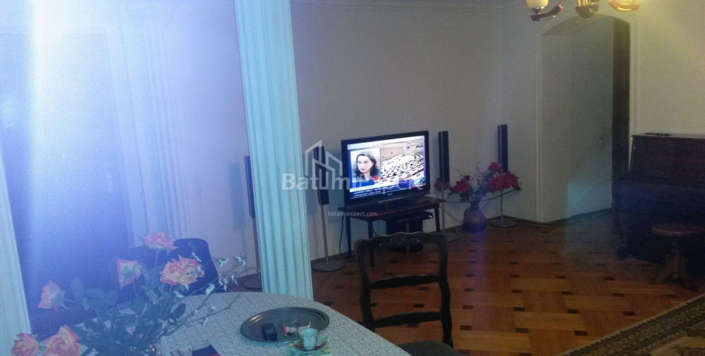 آپارتمان 83 متر مربع - زورابا گورگیلادزه, Batumi, گرجستان