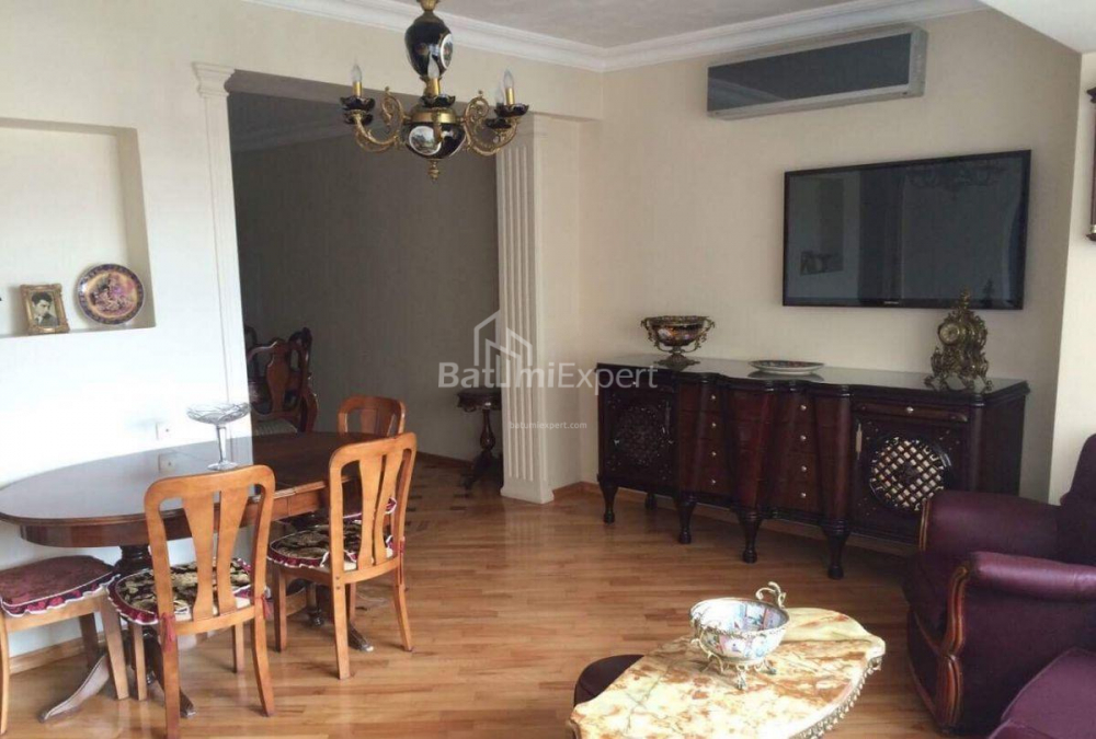 آپارتمان 120 متر مربع - شاه پرنواز, Batumi, گرجستان