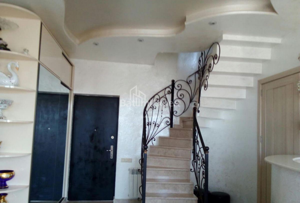 آپارتمان 75 متر مربع - ایلیا چاوچاوادزه, Batumi, گرجستان