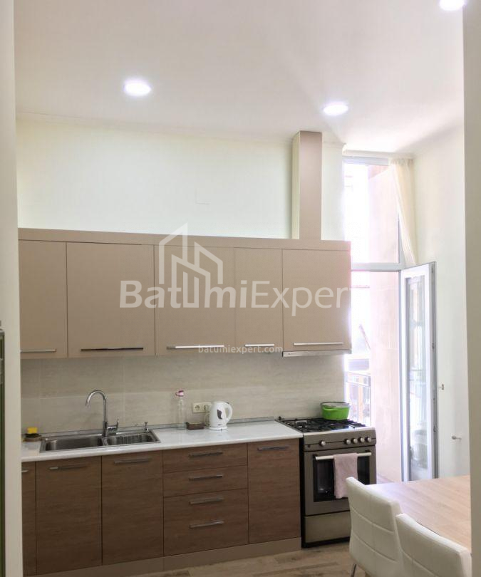آپارتمان 175 متر مربع - شاه پرنواز, Batumi, گرجستان