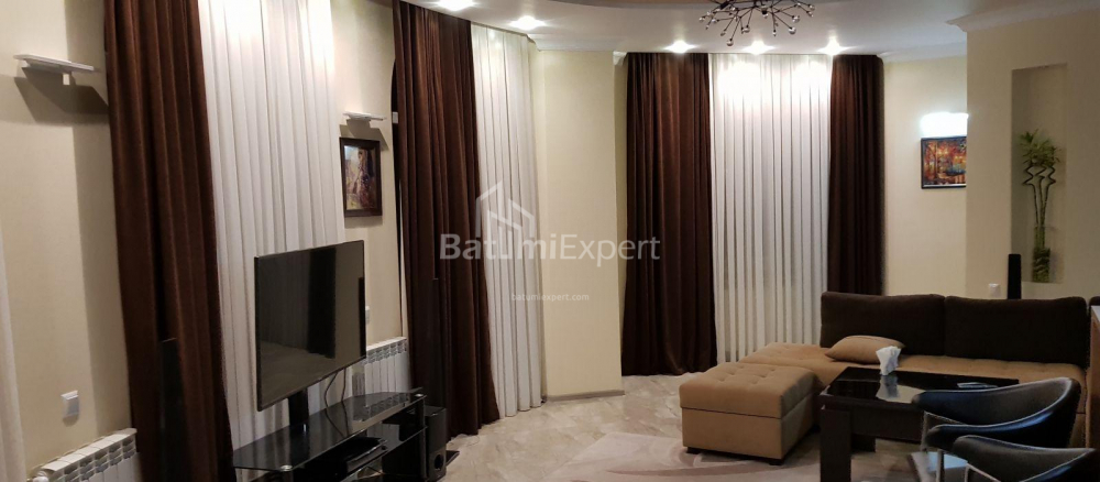آپارتمان 133 متر مربع - ایلیا چاوچاوادزه, Batumi, گرجستان
