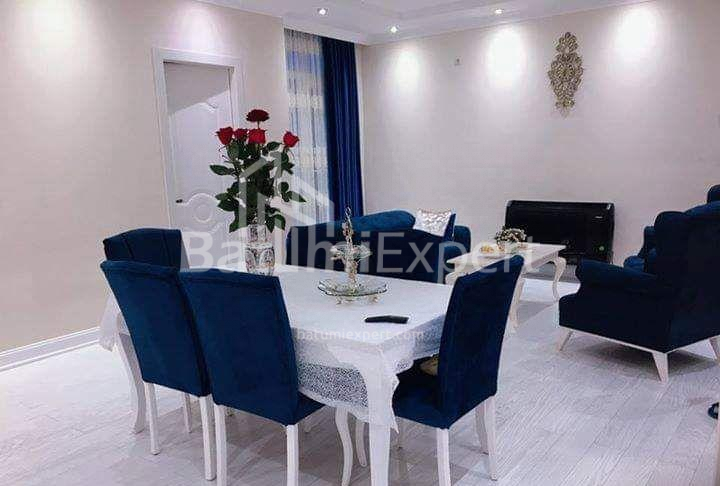 آپارتمان 85 متر مربع - الکساندرا پوشکین, Batumi, گرجستان