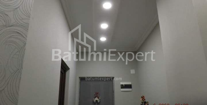 آپارتمان 77 متر مربع - شالوا ایناساریدزه, Batumi, گرجستان