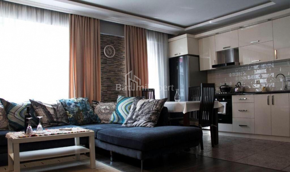 آپارتمان 60 متر مربع - زورابا گورگیلادزه, Batumi, گرجستان