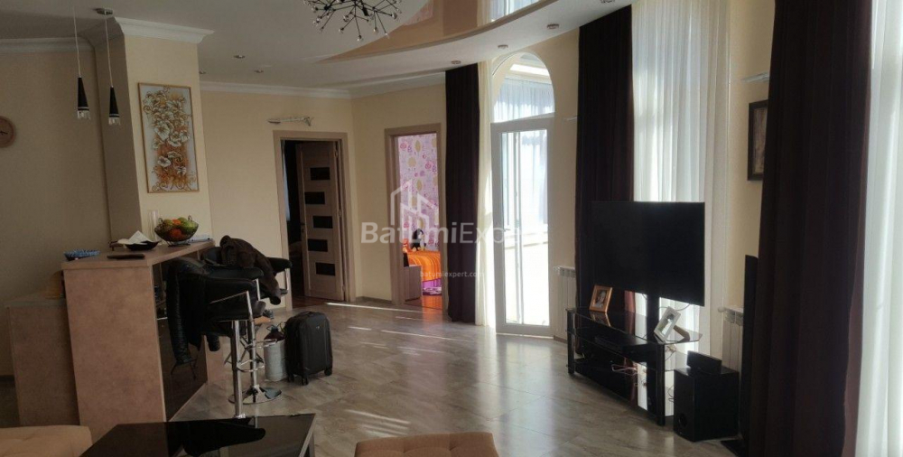 آپارتمان 133 متر مربع - استفان زوبالاشویلی, Batumi, گرجستان