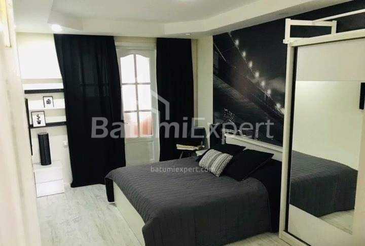 آپارتمان 60 متر مربع - الکساندرا پوشکین, Batumi, گرجستان