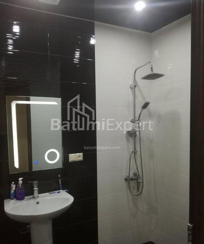آپارتمان 68 متر مربع - دیوید آگماشنبلی, Batumi, گرجستان