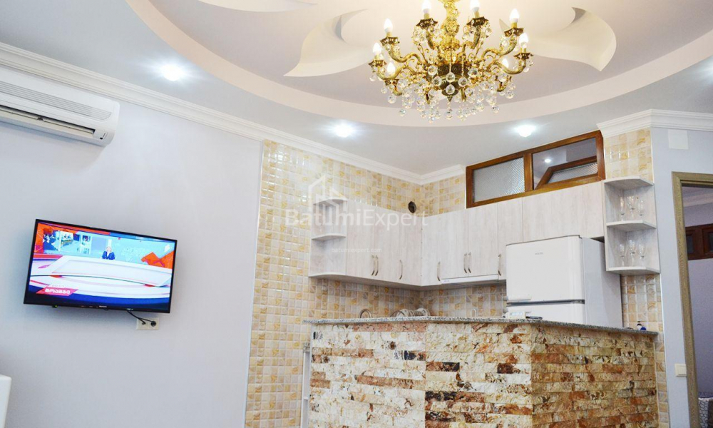 آپارتمان 60 متر مربع - الکساندرا پوشکین, Batumi, گرجستان