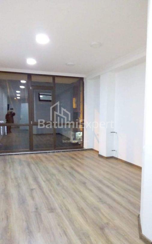 آپارتمان 75 متر مربع - 26 اردیبهشت, Batumi, گرجستان