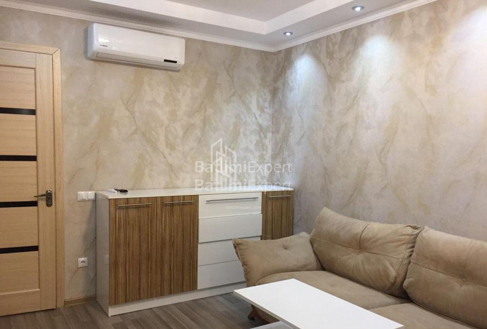 آپارتمان 72 متر مربع - یوسف کوبالادزه, Batumi, گرجستان