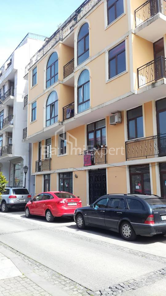 دفتر 77.2 متر مربع - استفان زوبالاشویلی, Batumi, گرجستان