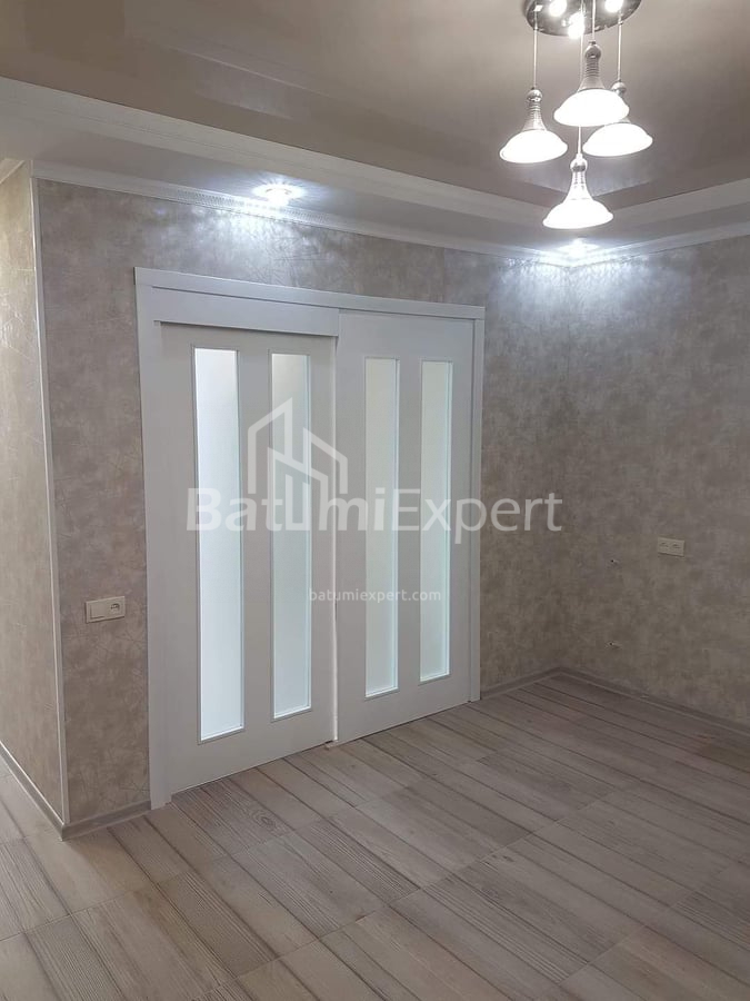 آپارتمان 44 متر مربع - یوسف کوبالادزه, Batumi, گرجستان