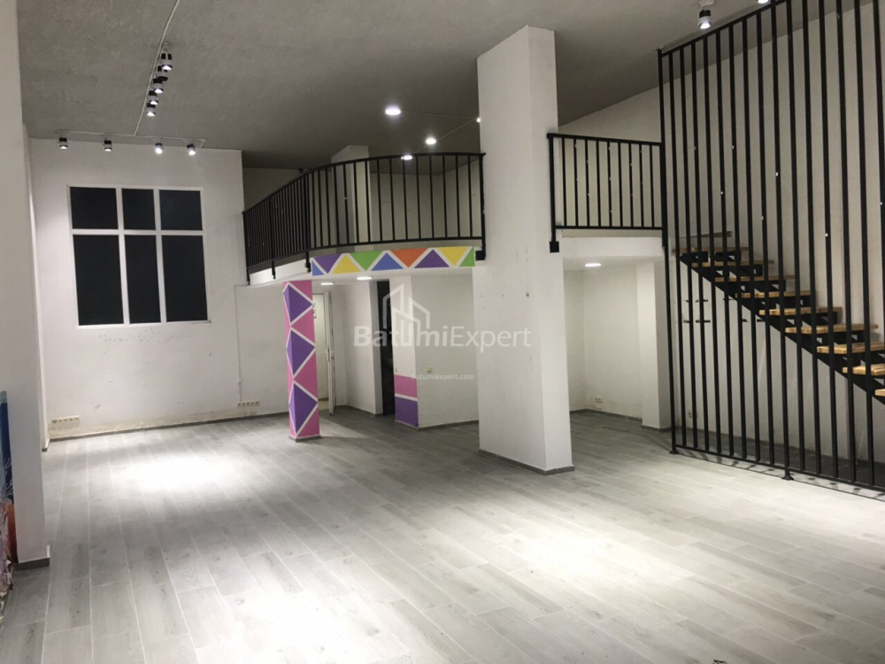 دفتر 130 متر مربع - اکوتیم تاکایشویلی, Batumi, گرجستان