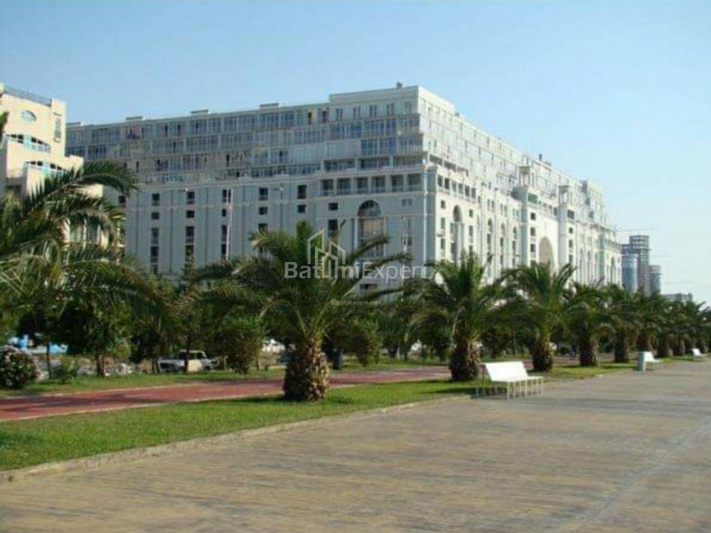 منطقه خرده فروشی 50 متر مربع - کلانتر خیمشیاشویلی, Batumi, گرجستان