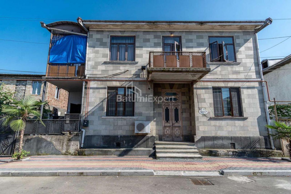 خانه شخصی 120 متر مربع - کیخسرو چلوکاشویلی, Batumi, گرجستان