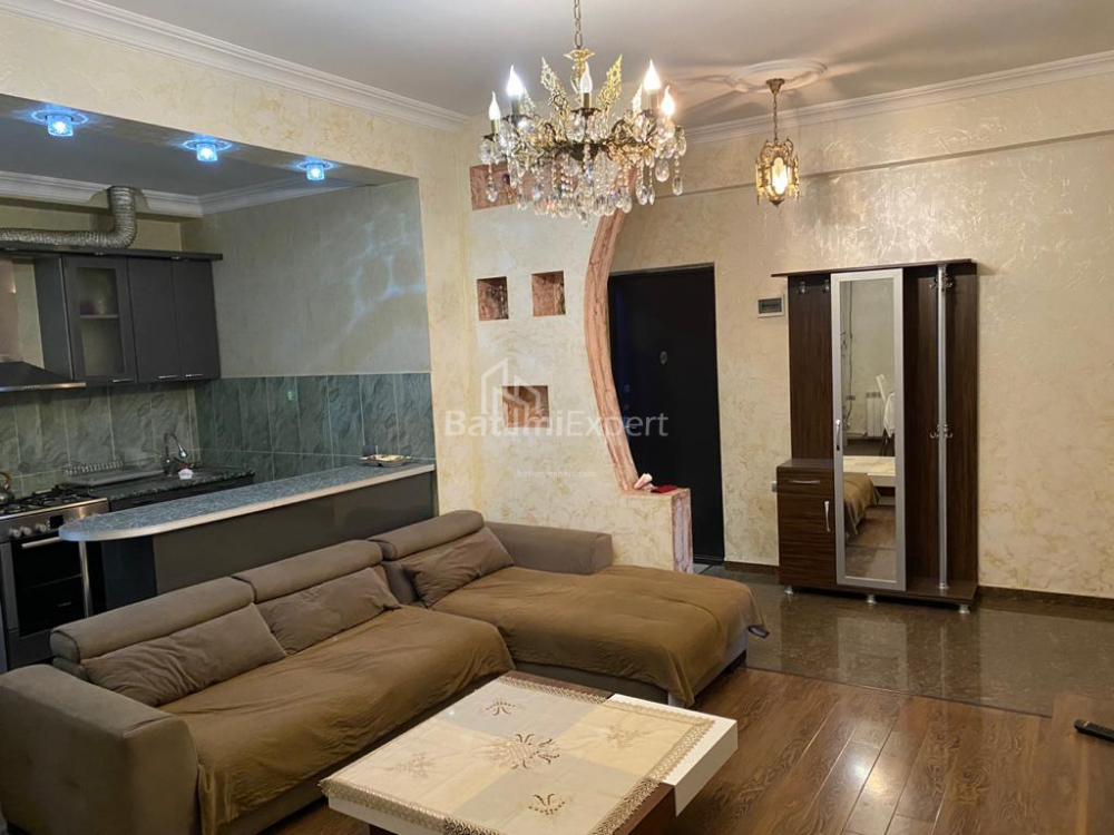 آپارتمان 80 متر مربع - شالوا ایناساریدزه, Batumi, گرجستان