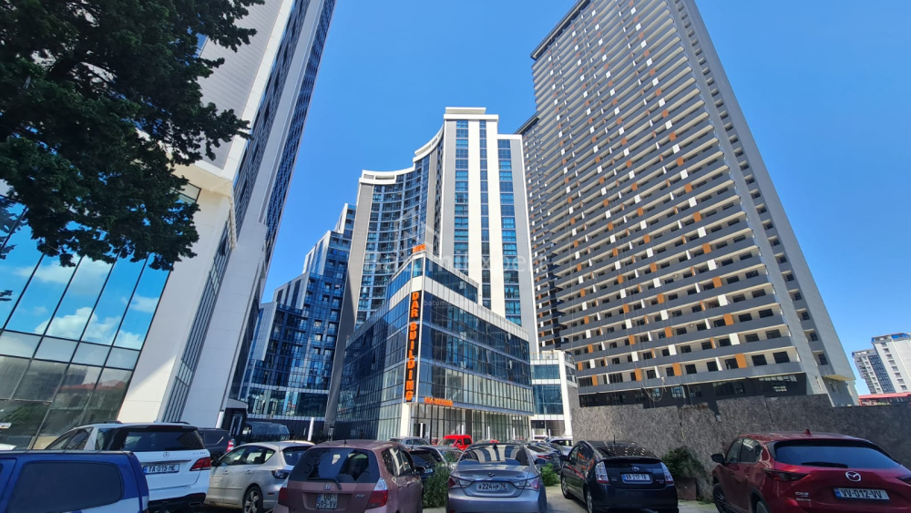 آپارتمان 40 متر مربع - کوچه قهرمانان, Batumi, گرجستان