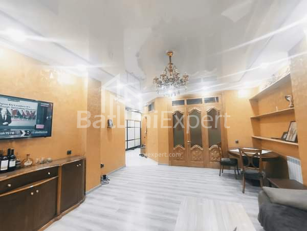 آپارتمان 106 متر مربع - الکساندرا کازبیگی, Batumi, گرجستان