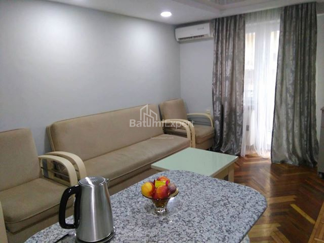 آپارتمان 35 متر مربع - جوزف ایمداشویلی, Batumi, گرجستان