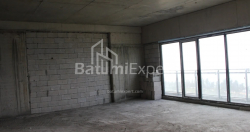 آپارتمان 75.86 متر مربع - لخ و ماریا کاچینسکی, Batumi, گرجستان