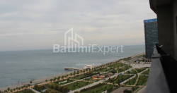 آپارتمان 75.89 متر مربع - لخ و ماریا کاچینسکی, Batumi, گرجستان