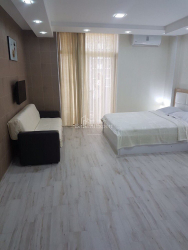 آپارتمان 1-комн 33 m² - کلانتر خیمشیاشویلی, Batumi