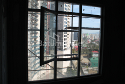 شی در حال ساخت 55.8 متر مربع - لخ و ماریا کاچینسکی, Batumi, گرجستان