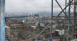 شی در حال ساخت 30.7 متر مربع - لخ و ماریا کاچینسکی, Batumi, گرجستان