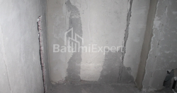 شی در حال ساخت 55.8 متر مربع - لخ و ماریا کاچینسکی, Batumi, گرجستان