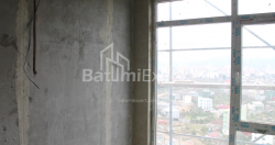 شی در حال ساخت 55.8 متر مربع - لخ و ماریا کاچینسکی, Batumi, گرجستان