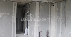 شی در حال ساخت 55.8 متر مربع - لخ و ماریا کاچینسکی, Batumi, گرجستان