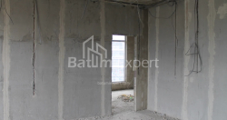 شی در حال ساخت 74.8 متر مربع - لخ و ماریا کاچینسکی, Batumi, گرجستان
