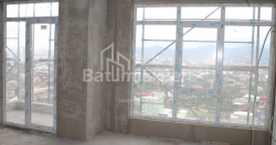 شی در حال ساخت 74.8 متر مربع - لخ و ماریا کاچینسکی, Batumi, گرجستان