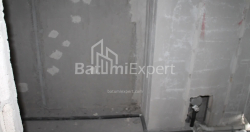 شی در حال ساخت 74.8 متر مربع - لخ و ماریا کاچینسکی, Batumi, گرجستان