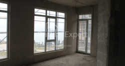 شی در حال ساخت 74.8 متر مربع - لخ و ماریا کاچینسکی, Batumi, گرجستان
