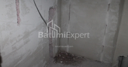 شی در حال ساخت 30.7 متر مربع - لخ و ماریا کاچینسکی, Batumi, گرجستان