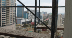 شی در حال ساخت 30.7 متر مربع - لخ و ماریا کاچینسکی, Batumi, گرجستان