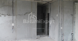 شی در حال ساخت 55.8 متر مربع - لخ و ماریا کاچینسکی, Batumi, گرجستان