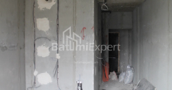 شی در حال ساخت 35.1 متر مربع - لخ و ماریا کاچینسکی, Batumi, گرجستان