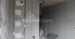 شی در حال ساخت 35.1 متر مربع - لخ و ماریا کاچینسکی, Batumi, گرجستان