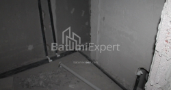 شی در حال ساخت 34.9 متر مربع - لخ و ماریا کاچینسکی, Batumi, گرجستان