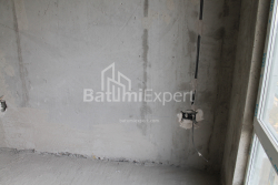 شی در حال ساخت 74.8 متر مربع - لخ و ماریا کاچینسکی, Batumi, گرجستان