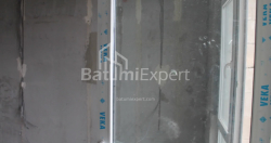 شی در حال ساخت 30.7 متر مربع - لخ و ماریا کاچینسکی, Batumi, گرجستان