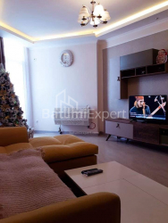 آپارتمان 2-комн 56 m² - الکساندرا پوشکین, Batumi