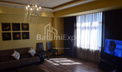 آپارتمان 3-комн 84 m² - ایلیا چاوچاوادزه, Batumi
