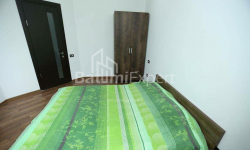 آپارتمان 3-комн 83 m² - زورابا گورگیلادزه, Batumi