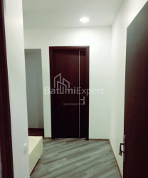 آپارتمان 3-комн 88 m² - کلانتر خیمشیاشویلی, Batumi