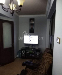 آپارتمان 3-комн 74 m² - ایوان جاواخیشویلی, Batumi